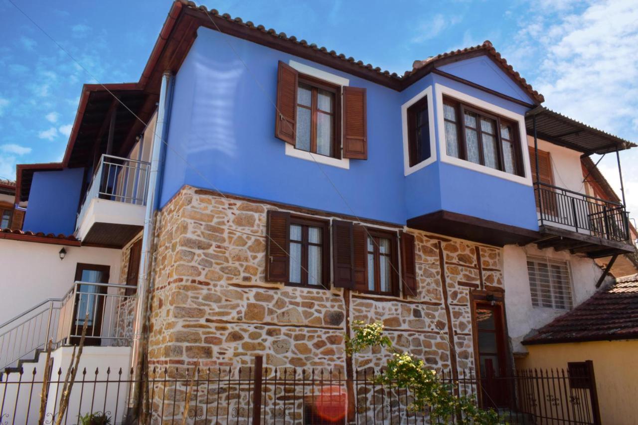 Villa Renovated Old Manor House With Yard Arnea Exterior foto