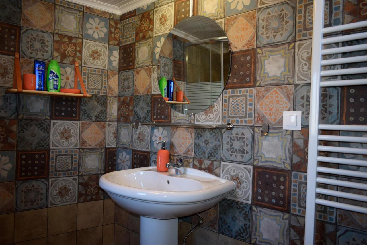 Villa Renovated Old Manor House With Yard Arnea Exterior foto