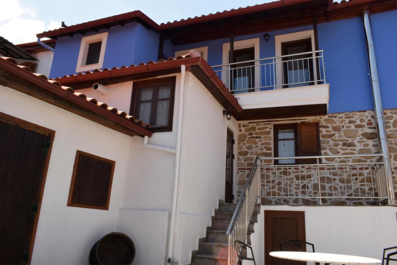 Villa Renovated Old Manor House With Yard Arnea Exterior foto