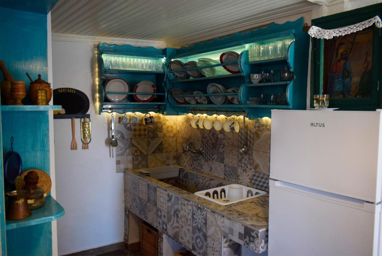 Villa Renovated Old Manor House With Yard Arnea Exterior foto